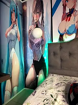 Im Little online show from 11-05-25, 03:17