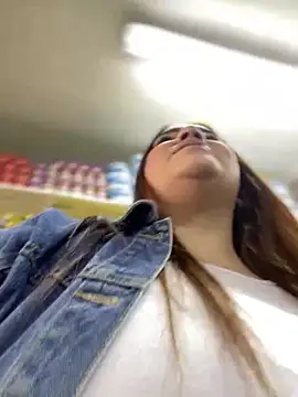 Snapshot of Tatiana_O chatting on 01-12-25, 04:18 Tatiana O online show from 01-12-25, 04:18