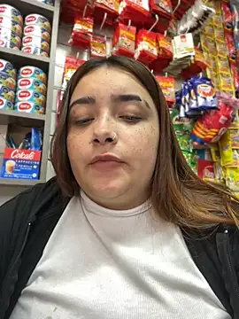 Snapshot of Tatiana_O chatting on 02-12-25, 04:11 Tatiana O online show from 02-12-25, 04:11