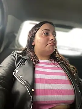 Snapshot of Tatiana_O chatting on 02-13-25, 03:14 Tatiana O online show from 02-13-25, 03:14