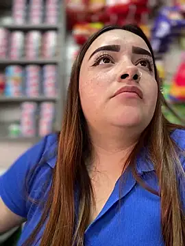 Snapshot of Tatiana_O chatting on 02-23-25, 07:17 Tatiana O online show from 02-23-25, 07:17