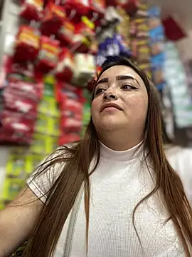 Snapshot of Tatiana_O chatting on 02-26-25, 01:08 Tatiana O online show from 02-26-25, 01:08