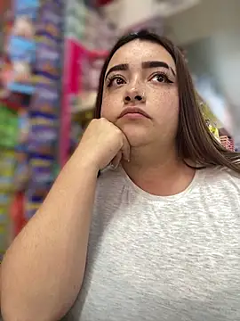 Snapshot of Tatiana_O chatting on 03-01-25, 07:04 Tatiana O online show from 03-01-25, 07:04