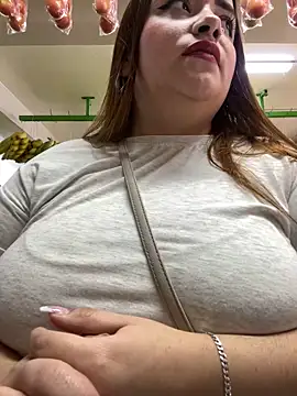 Snapshot of Tatiana_O chatting on 03-09-25, 07:26 Tatiana O online show from 03-09-25, 07:26