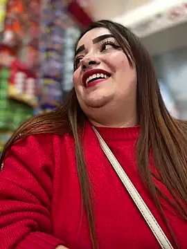 Snapshot of Tatiana_O chatting on 03-10-25, 04:14 Tatiana O online show from 03-10-25, 04:14