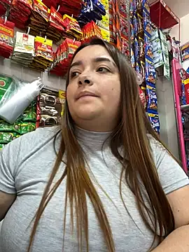 Snapshot of Tatiana_O chatting on 03-12-25, 06:11 Tatiana O online show from 03-12-25, 06:11