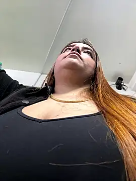 Snapshot of Tatiana_O chatting on 10-18-25, 03:24 Tatiana O online show from 10-18-25, 03:24