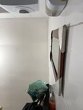 Snapshot of Tatiana_O chatting on 11-20-25, 04:07 Tatiana O online show from 11-20-25, 04:07