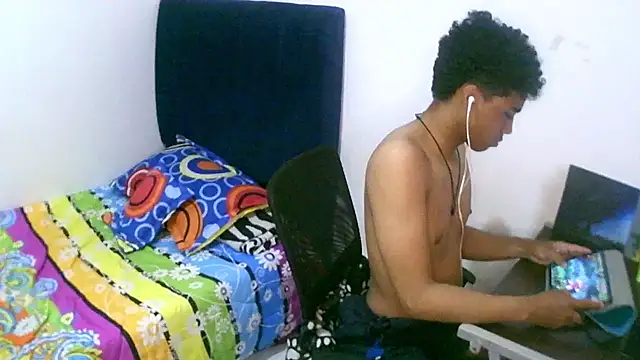 sexy diamante  online show from 09-14-25, 08:19