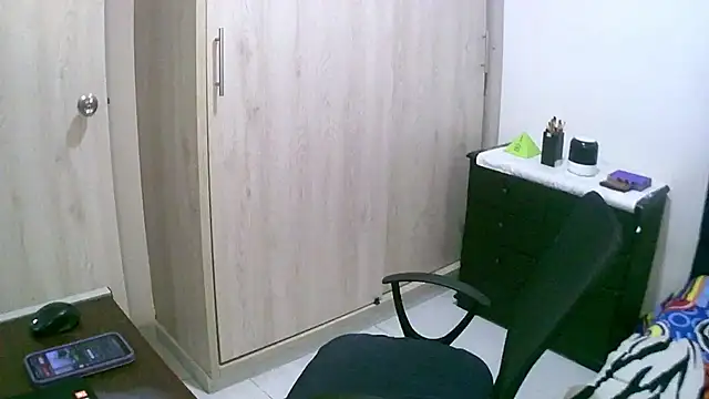 sexy diamante  online show from 09-29-25, 10:47