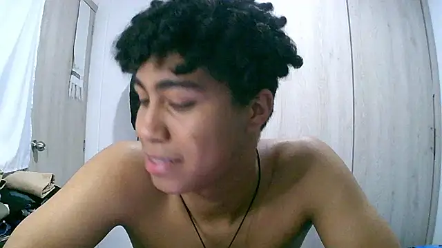 sexy diamante  online show from 02-02-26, 02:32