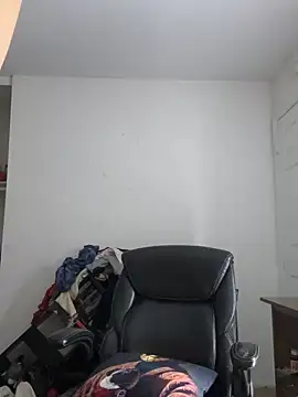 Snapshot of Mhmoodyi chatting on 12-01-25, 08:58 Mhmoodyi online show from 12-01-25, 08:58