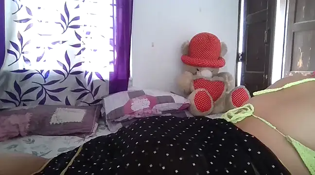 sexy-honey09 online show from 02-05-25, 11:12