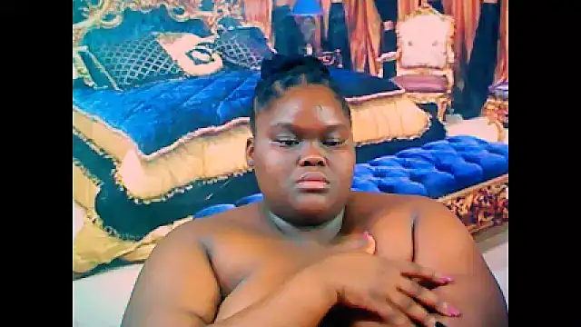 EbonyHotBuns online show from 03-18-25, 09:10