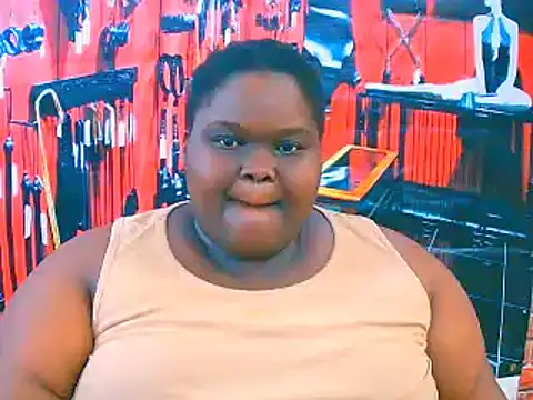 EbonyHotBuns online show from 10-29-25, 09:33