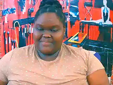 EbonyHotBuns online show from 11-17-25, 10:26