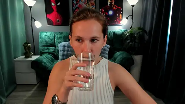 MichelleOrtis online show from 04-07-26, 08:26