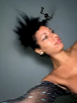 AlyssaHottv  online show from 09-10-25, 09:53