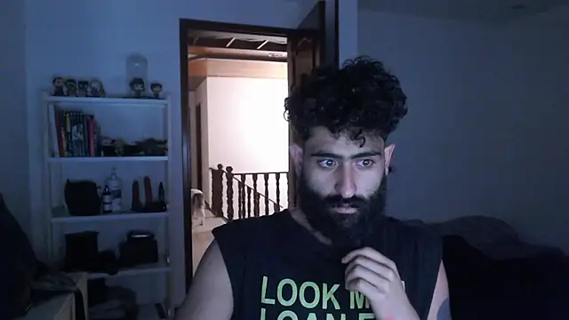 Snapshot of Drogamma chatting on 03-11-25, 03:37 Drogamma online show from 03-11-25, 03:37