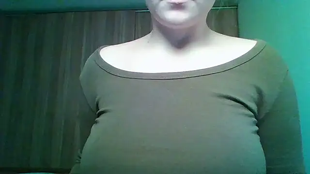 Evasapples online show from 11-23-25, 05:13