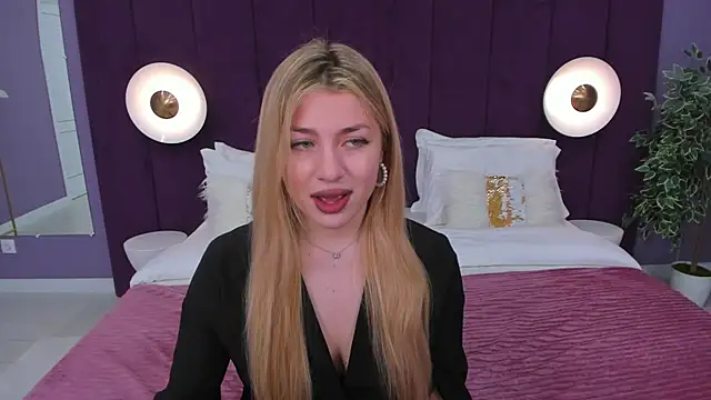 HelenaMorgan online show from 02-08-25, 09:13