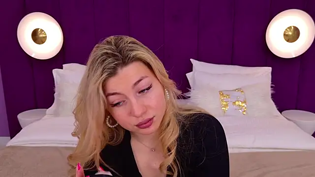 HelenaMorgan online show from 03-13-25, 06:26