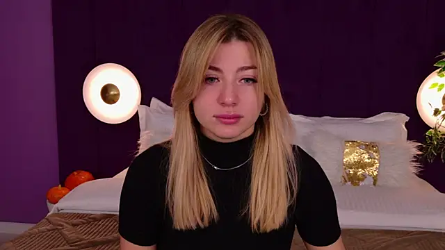 HelenaMorgan online show from 10-16-25, 03:07