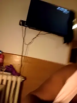 Snapshot of KennyBigWoman chatting on 10-23-25, 08:13 KennyBigWoman online show from 10-23-25, 08:13