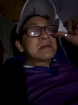 ardiente47 online show from 10-12-25, 12:42