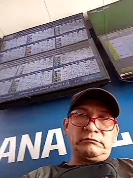 ardiente47 online show from 12-02-25, 05:41