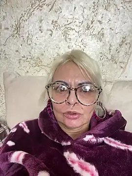 Gardener of Illusions online show from 02-25-25, 03:31