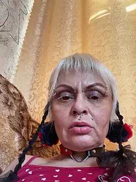 Gardener of Illusions online show from 03-11-25, 04:32