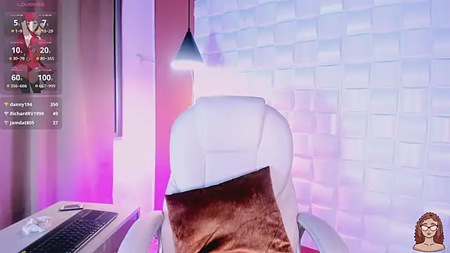 keendaall online show from 02-20-25, 04:25