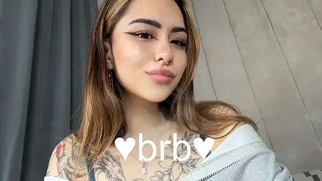 baby  kim online show from 10-18-25, 07:58