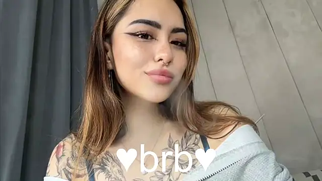 baby  kim online show from 11-19-25, 07:14