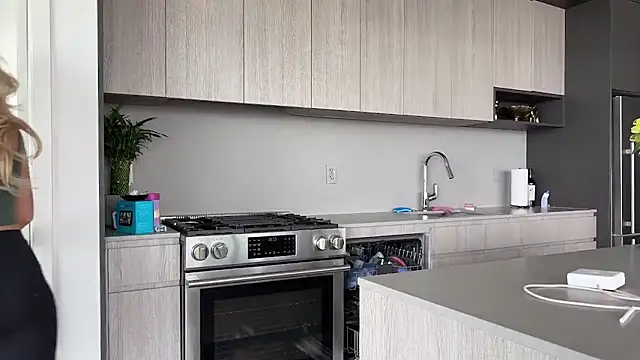 Graciemae baexx online show from 10-14-25, 08:31