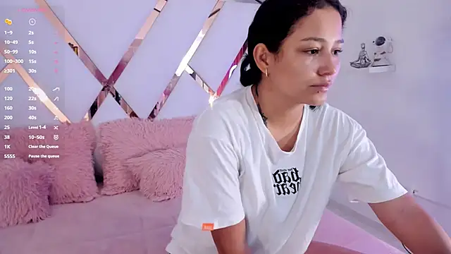 sexyy kitty18 online show from 02-24-25, 03:12