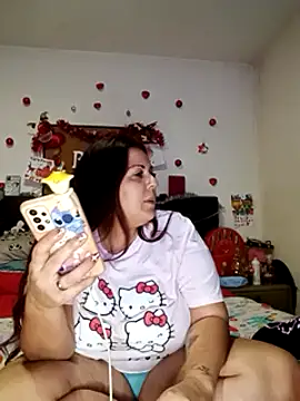 kittymorenita26 online show from 12-25-24, 12:59