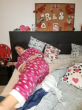 kittymorenita26 online show from 03-07-26, 12:29