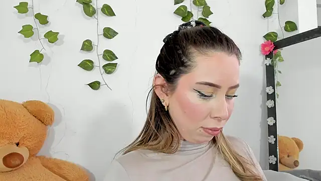 JanneKim online show from 10-01-25, 06:47