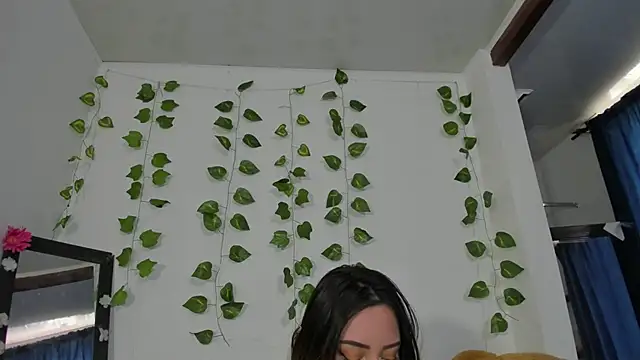 JanneKim online show from 11-13-25, 07:46