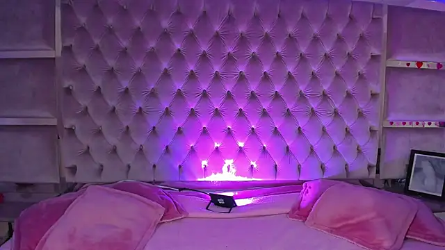 Snapshot of Harii_02 chatting on 02-09-26, 08:46 Harii 02 online show from 02-09-26, 08:46