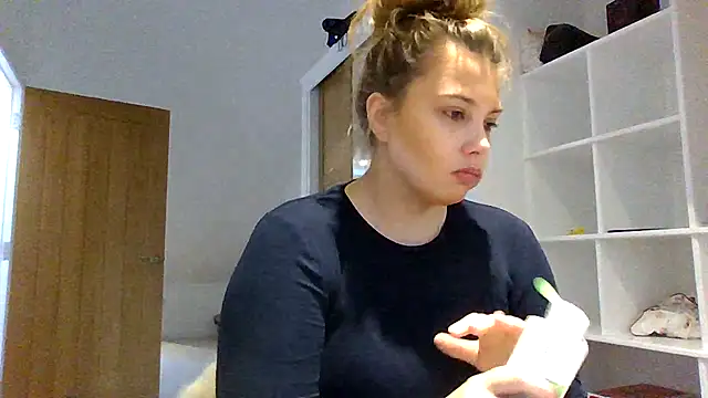 Krystal Tx online show from 11-03-25, 08:59