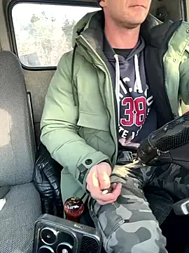 Snapshot of AlexGWoW chatting on 02-24-25, 06:49 AlexGWoW online show from 02-24-25, 06:49