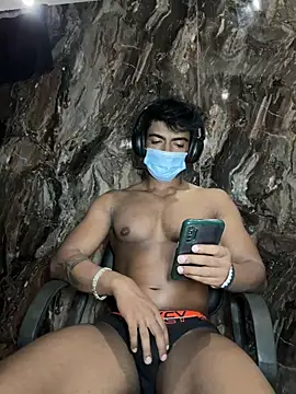 Snapshot of rony6663 chatting on 10-29-25, 05:04 rony6663 online show from 10-29-25, 05:04