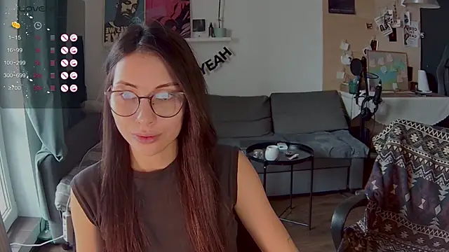 valorant girl online show from 04-05-26, 10:23