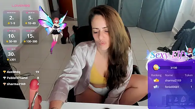 Snapshot of jessiburningheels chatting on 02-12-25, 12:33 jessiburningheels online show from 02-12-25, 12:33