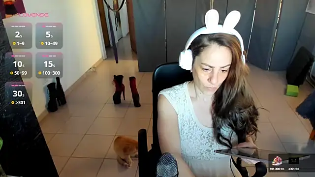 Snapshot of jessiburningheels chatting on 02-18-25, 10:16 jessiburningheels online show from 02-18-25, 10:16