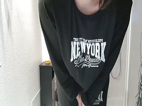 Lauzo21 online show from 02-18-26, 08:54