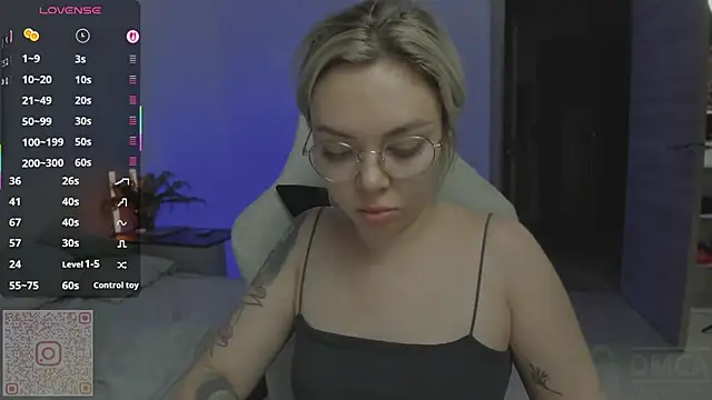 whoa-hoa-hoa-hoa-hoa online show from 09-20-25, 03:57